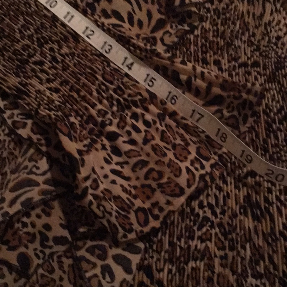 Animal print blouse - Picture 6 of 8